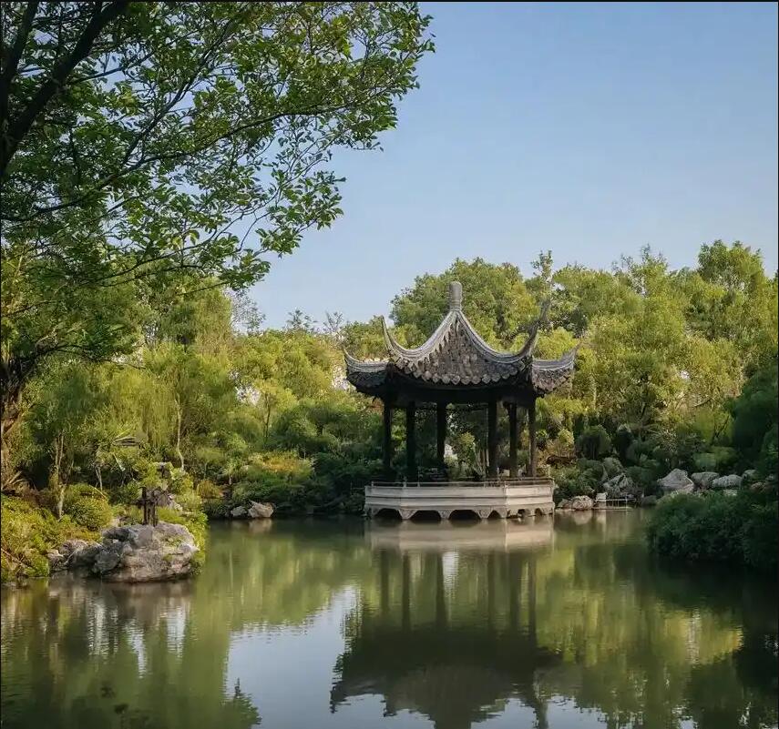 上海现实餐饮有限公司